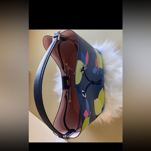 EUC Kate spade New York Eva lemon zest bucket bag/ crossbody - Picture 4 of 15